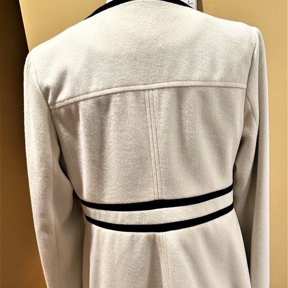 Tulle Ivory and Black jacket/Coat Size Large - Picture 3 of 4